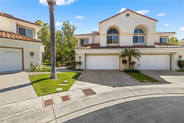 15 Calle Francesca, Rancho Santa Margarita, CA 92688