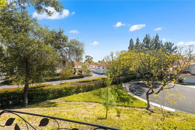 15 Calle Francesca, Rancho Santa Margarita, CA 92688