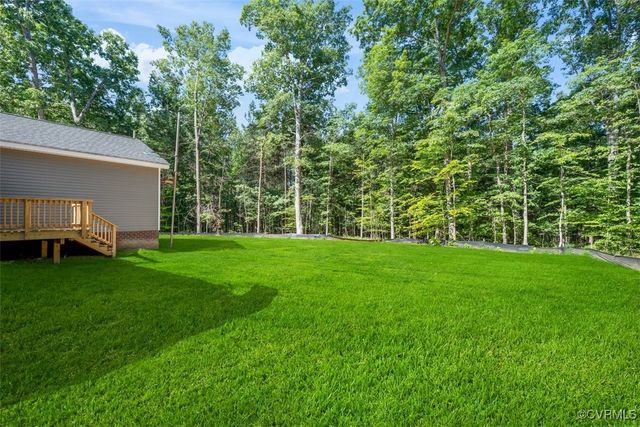 1007 Clement Town Rd, Powhatan, VA 23139