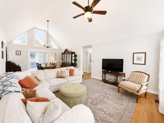 245 Overbrook Drive, Rossville, GA 30741