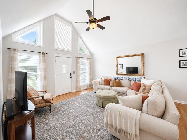 245 Overbrook Drive, Rossville, GA 30741