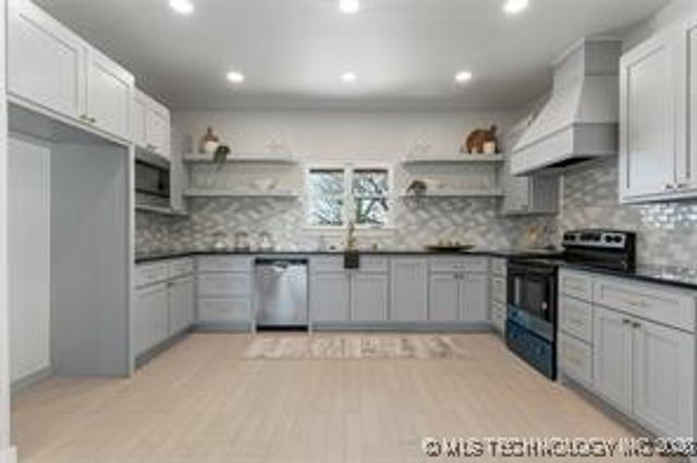 9545 S Cincinnati Street, Sperry, OK 74073