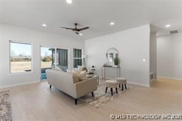 9545 S Cincinnati Street, Sperry, OK 74073