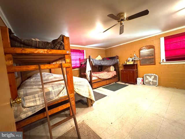 255 KNIGHTS RUN RD, Heathsville, VA 22473