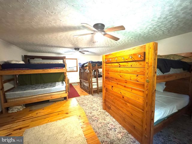 255 KNIGHTS RUN RD, Heathsville, VA 22473
