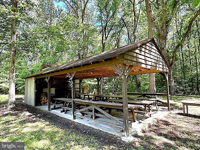 255 KNIGHTS RUN RD, Heathsville, VA 22473