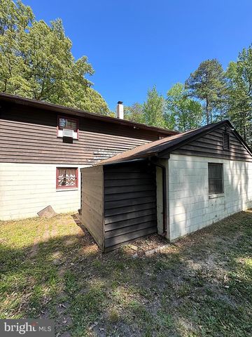 255 KNIGHTS RUN RD, Heathsville, VA 22473