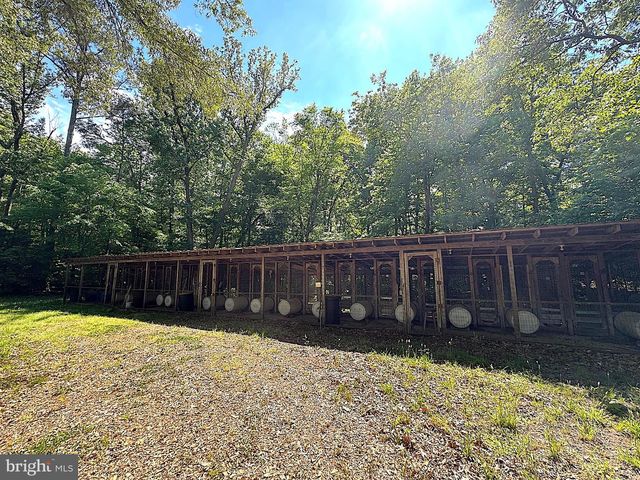 255 KNIGHTS RUN RD, Heathsville, VA 22473