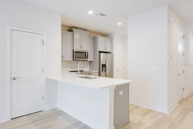 408 FINN WAY, Dunedin, FL 34698