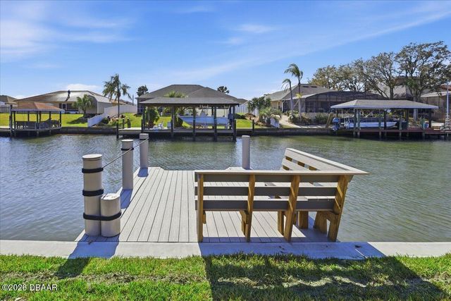 10 Flametree Court, Palm Coast, FL 32137