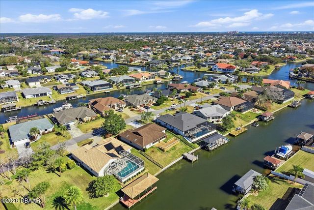 10 Flametree Court, Palm Coast, FL 32137