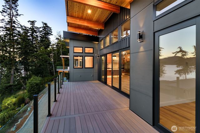 4209 Navigator Lane, Anacortes, WA 98221