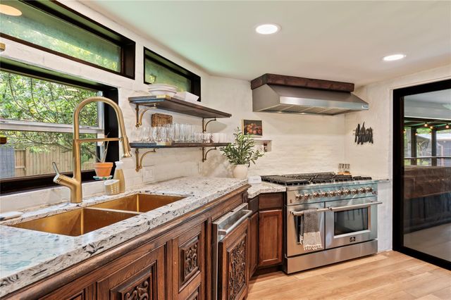 1908 Deats Road, Dickinson, TX 77539