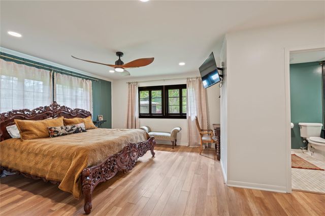 1908 Deats Road, Dickinson, TX 77539