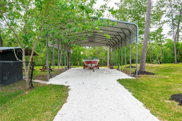 1908 Deats Road, Dickinson, TX 77539