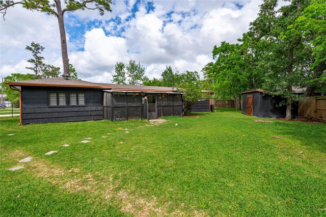 1908 Deats Road, Dickinson, TX 77539