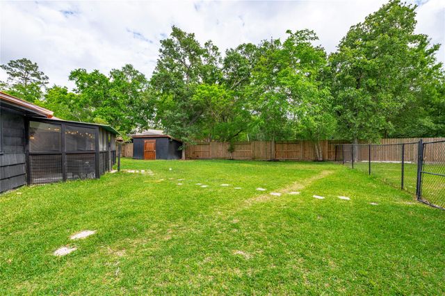 1908 Deats Road, Dickinson, TX 77539