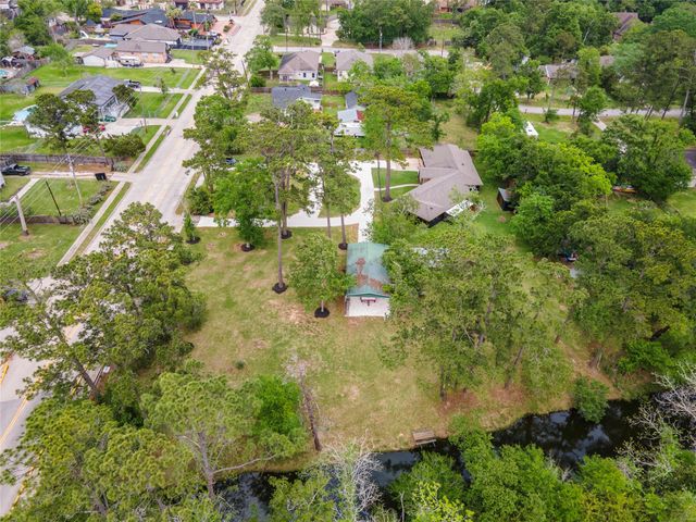 1908 Deats Road, Dickinson, TX 77539