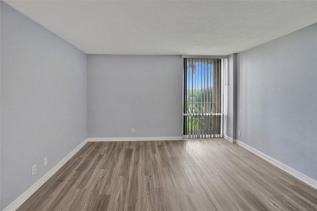 555 NW 4TH AVENUE 2220, Boca Raton, FL 33432