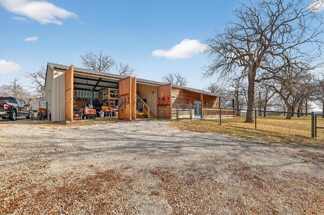 125 River Rock Court, Poolville, TX 76487