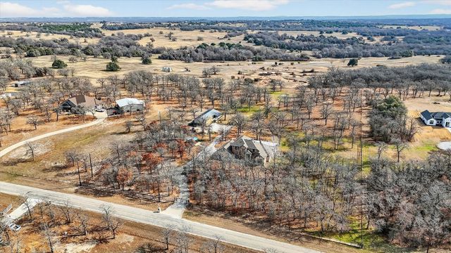 125 River Rock Court, Poolville, TX 76487