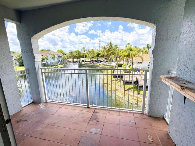 9630 NW 2nd Street 6-308, Pembroke Pines, FL 33024