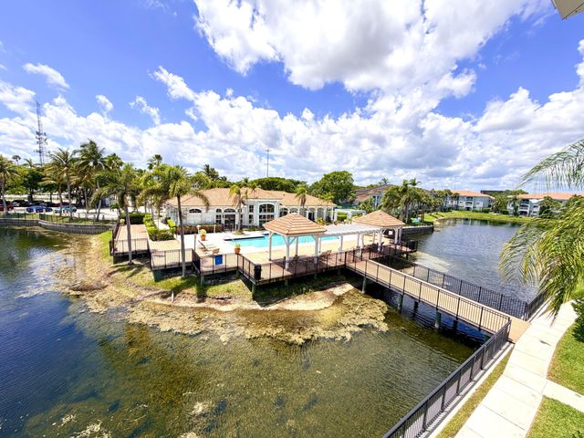 9630 NW 2nd Street 6-308, Pembroke Pines, FL 33024