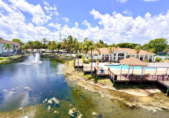 9630 NW 2nd Street 6-308, Pembroke Pines, FL 33024