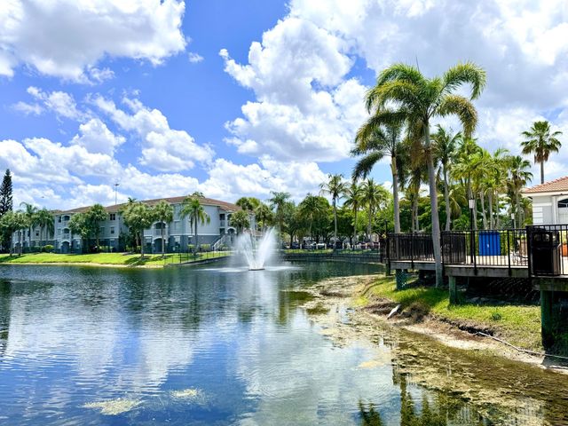 9630 NW 2nd Street 6-308, Pembroke Pines, FL 33024