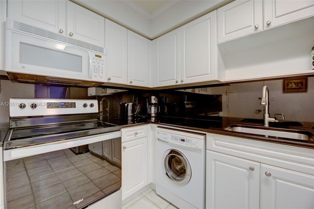 2501 S Ocean Dr 828, Hollywood, FL 33019