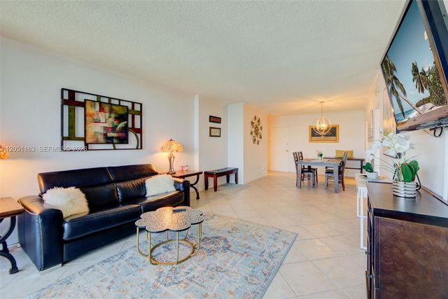 2501 S Ocean Dr 828, Hollywood, FL 33019