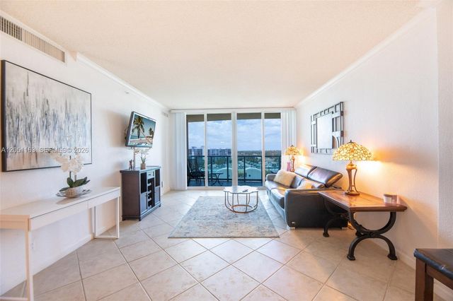 2501 S Ocean Dr 828, Hollywood, FL 33019