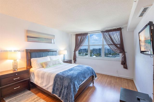 2501 S Ocean Dr 828, Hollywood, FL 33019
