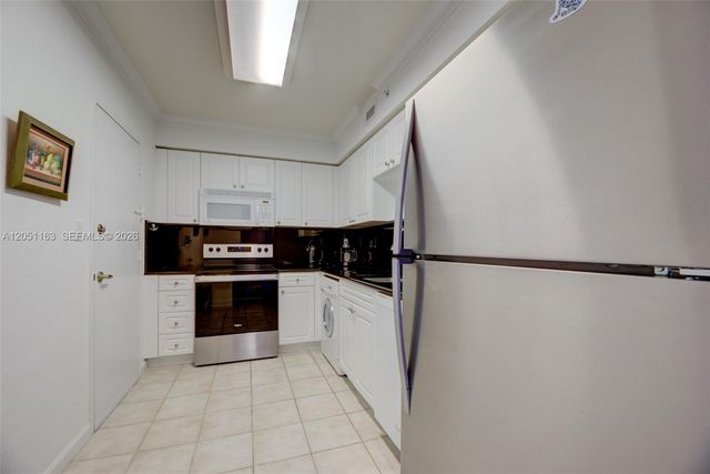 2501 S Ocean Dr 828, Hollywood, FL 33019