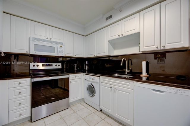 2501 S Ocean Dr 828, Hollywood, FL 33019