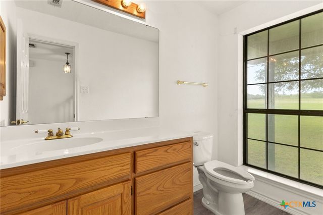 16567 Fm 725, Seguin, TX 78155
