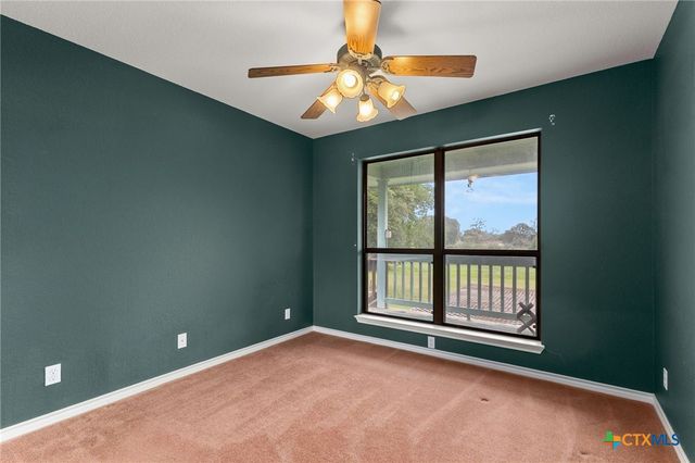 16567 Fm 725, Seguin, TX 78155