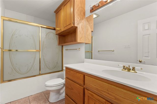 16567 Fm 725, Seguin, TX 78155