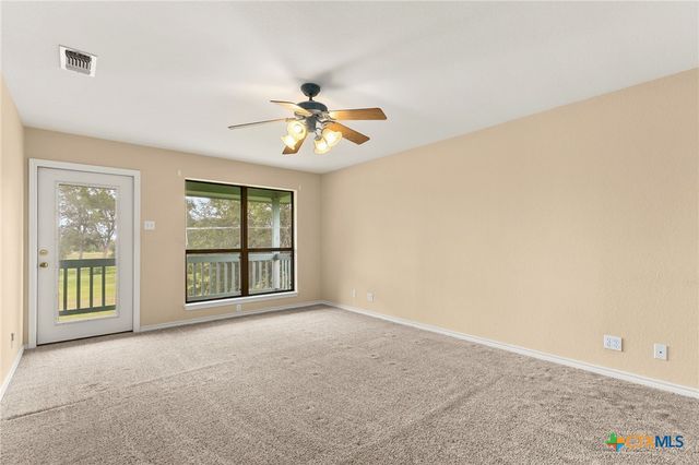 16567 Fm 725, Seguin, TX 78155
