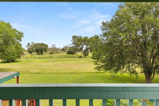 16567 Fm 725, Seguin, TX 78155