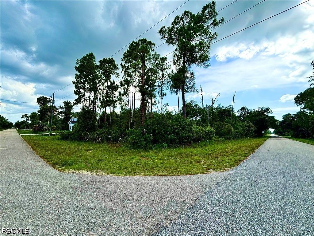 4106 E 21st ST, Alva, FL 33920