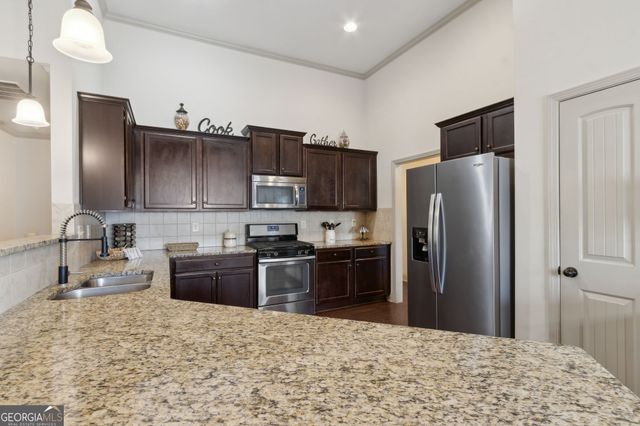 38 Mill Crossing, Dawsonville, GA 30534