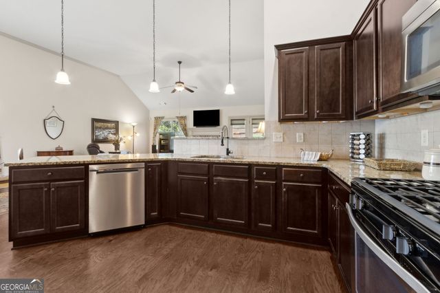 38 Mill Crossing, Dawsonville, GA 30534