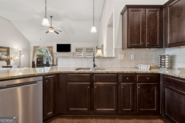 38 Mill Crossing, Dawsonville, GA 30534