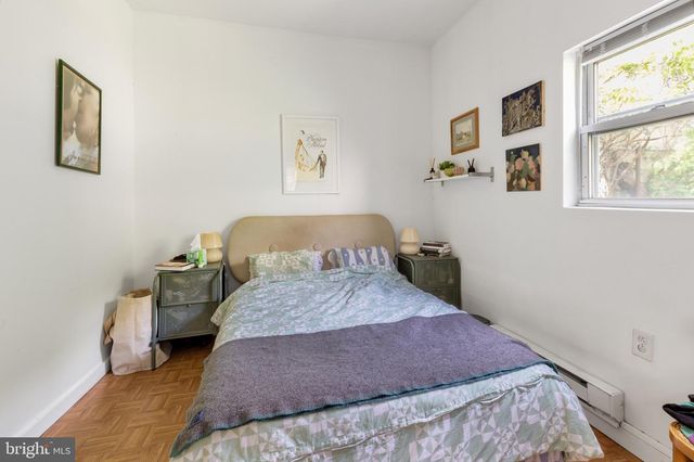 2010 E YORK ST, Philadelphia, PA 19125