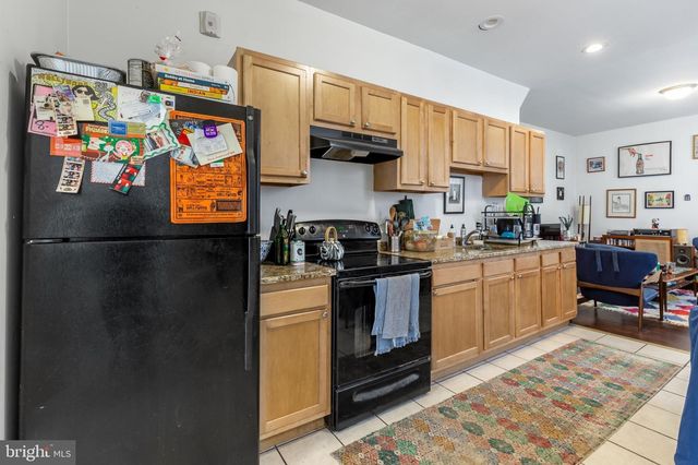 2010 E YORK ST, Philadelphia, PA 19125