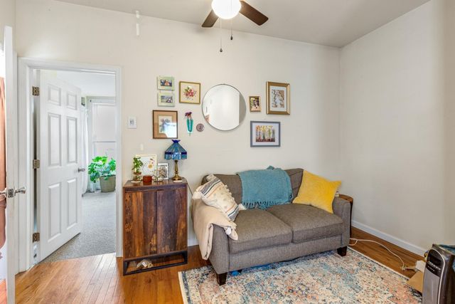 2010 E YORK ST, Philadelphia, PA 19125