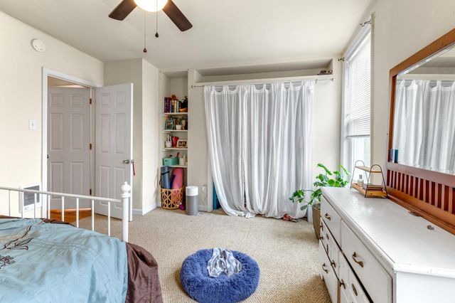 2010 E YORK ST, Philadelphia, PA 19125
