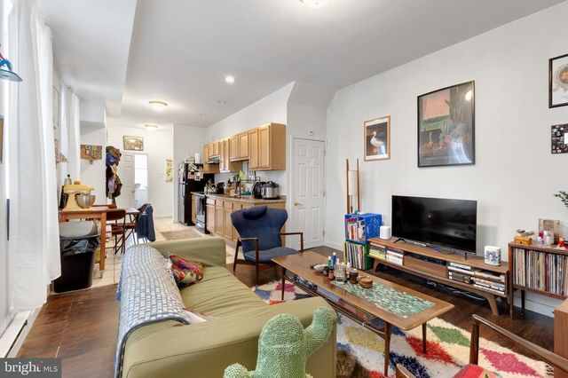2010 E YORK ST, Philadelphia, PA 19125