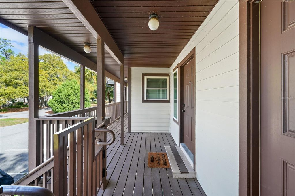 Image 34 of property listing at 17203 SANDALWOOD DRIVE 17203, Wildwood, FL 34785